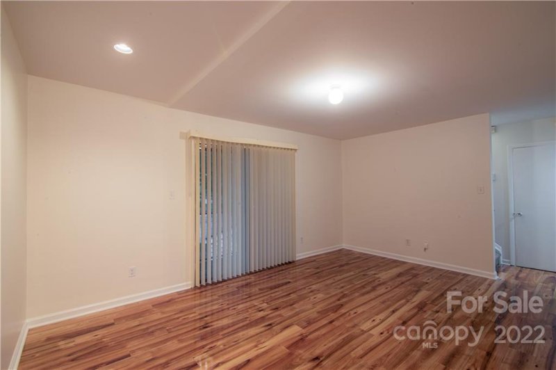 1605 Merry Oaks Road