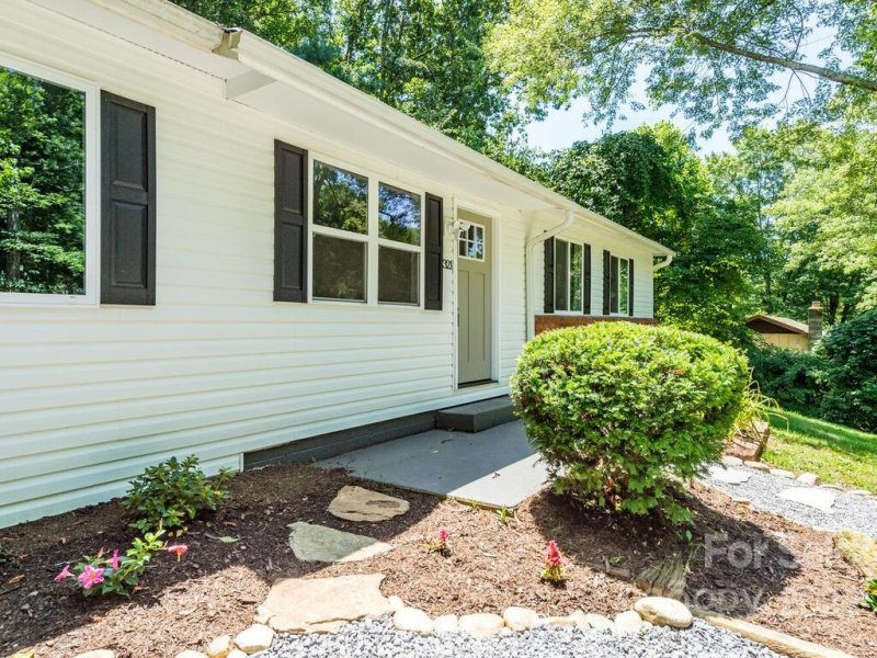 Property image 4 at 321 Melody Circle, Swannanoa, NC 28778