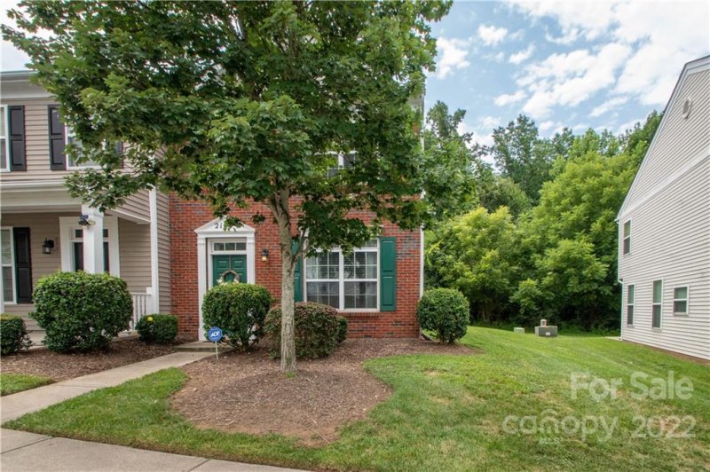 Property image 2 at 2125 Aston Mill Place, Charlotte, NC 28273