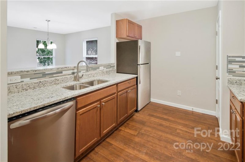 Property image 5 at 6843 Squirrels Foot Court, Charlotte, NC 28217