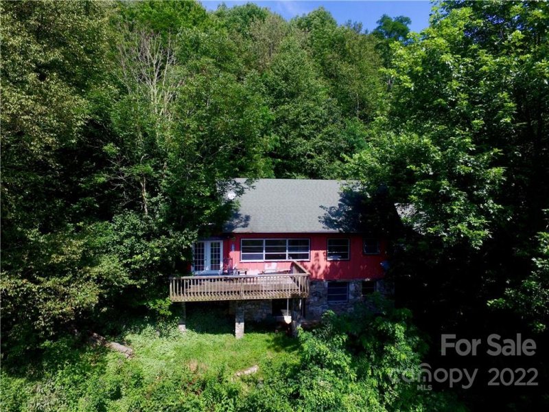 Property image 2 at 101 Tarheel Road, Maggie Valley, NC 28751
