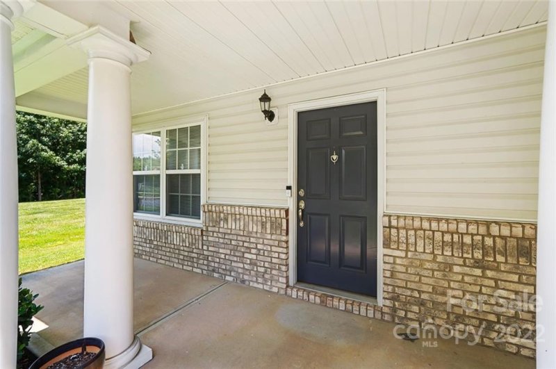 Property image 3 at 7618 Brookwood Valley Lane, Mint Hill, NC 28227