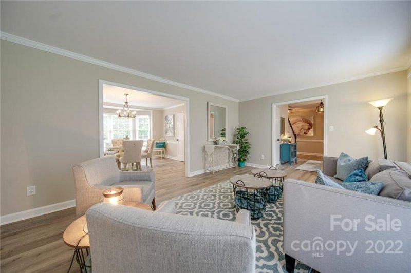 Property image 5 at 10238 Woodview Circle, Charlotte, NC 28277