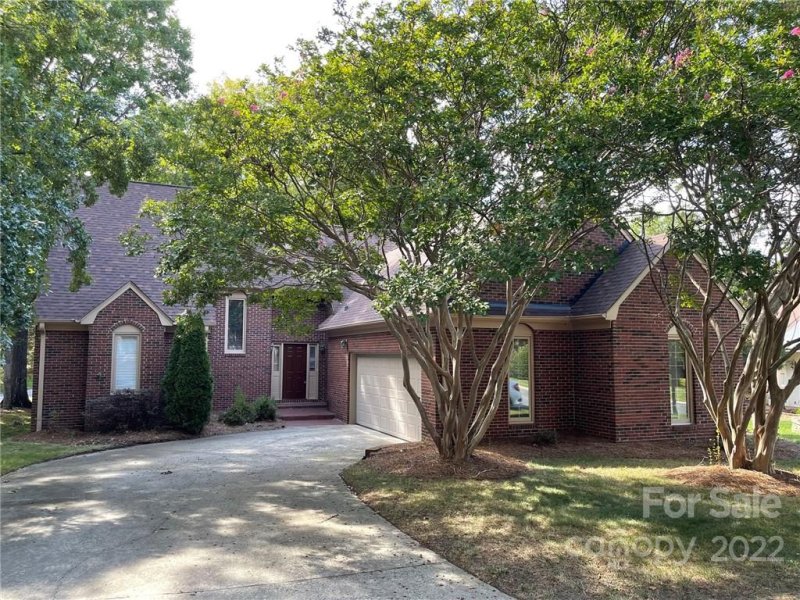 Property image 2 at 5130 Tedorill Lane, Charlotte, NC 28226