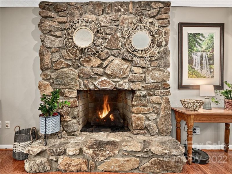 Property image 3 at 337 Woody Lane, Asheville, NC 28804