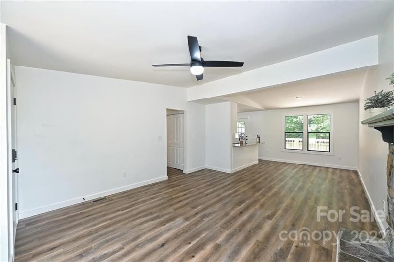 Property image 4 at 7925 Marin Drive, Charlotte, NC 28215