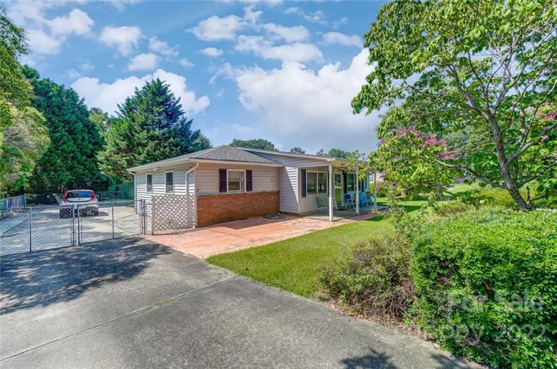 Property image 2 at 2126 Downey Street, Rock Hill, SC 29732