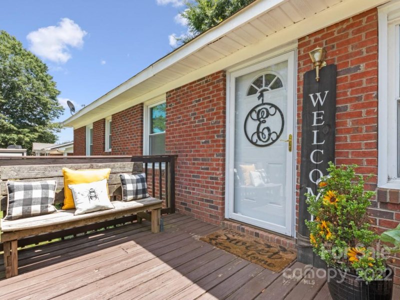 Property image 3 at 5525 Hillsdale Drive, Fort Lawn, SC 29714