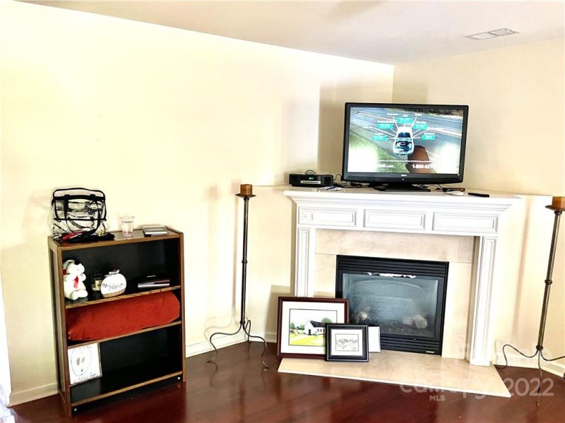 Property image 3 at 3844 Brookchase Lane, Charlotte, NC 28205