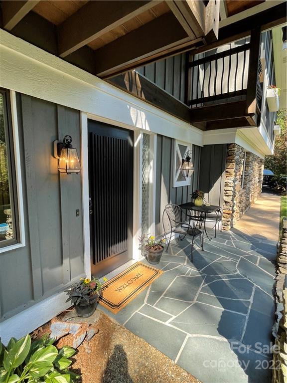 Property image 4 at 932 Toxaway Drive, Hendersonville, NC 28791