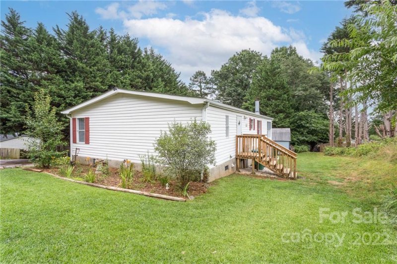 Property image 2 at 401 Gray Court, Asheville, NC 28806