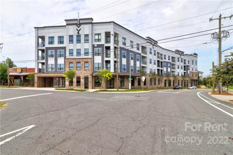 Property image 2 at 3630 N Davidson Street, Charlotte, NC 28205