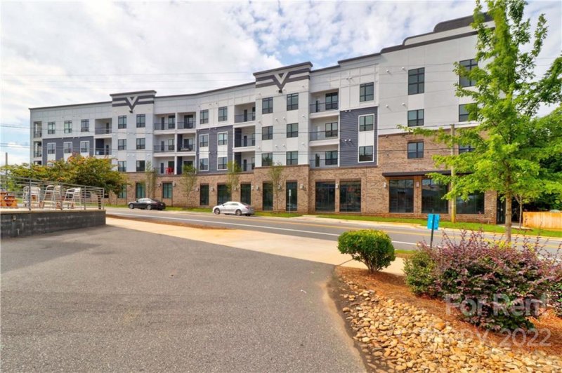 Property image 3 at 3630 N Davidson Street, Charlotte, NC 28205