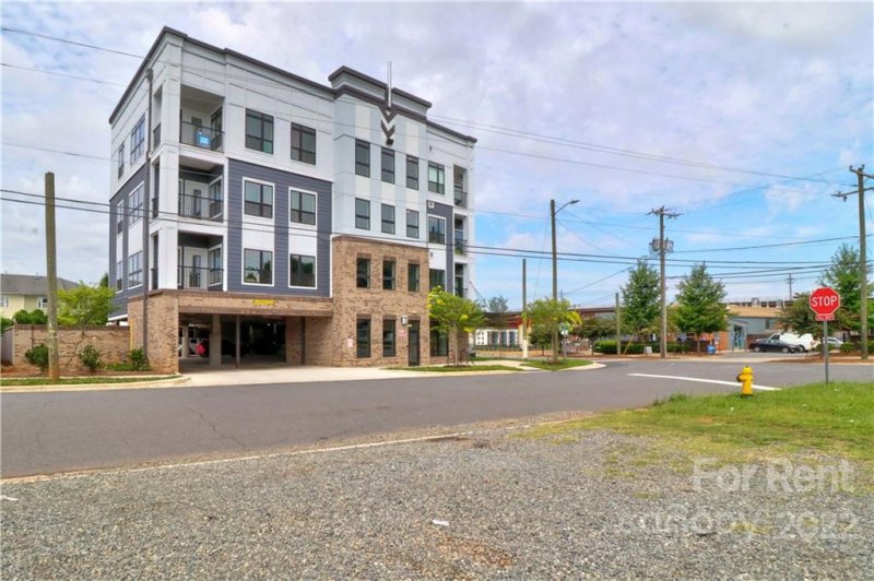 Property image 4 at 3630 N Davidson Street, Charlotte, NC 28205