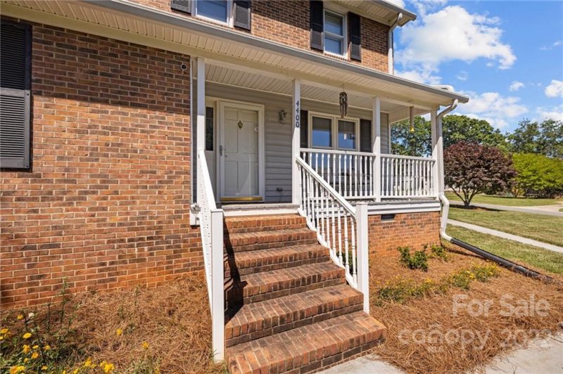 Property image 5 at 4400 Bainview Drive, Mint Hill, NC 28227