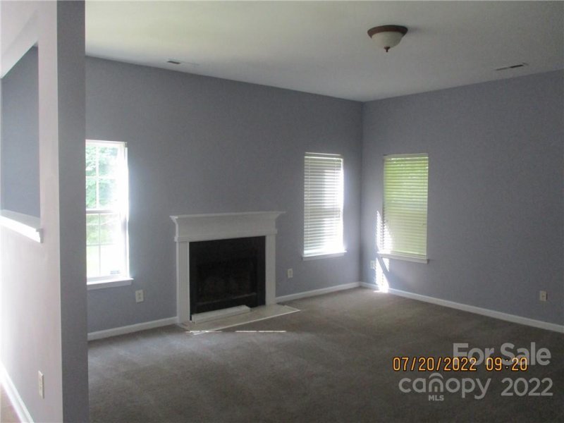 Property image 2 at 3830 Pauline Lane, Charlotte, NC 28216