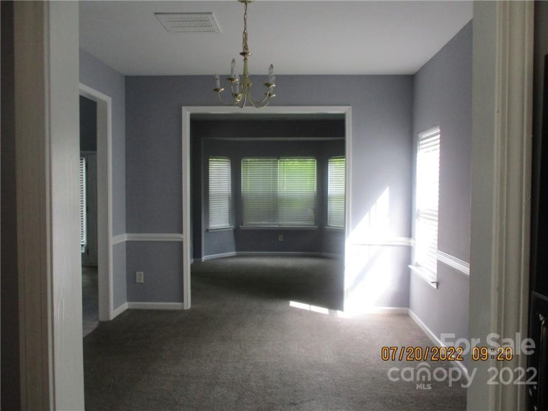 Property image 4 at 3830 Pauline Lane, Charlotte, NC 28216