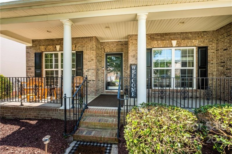 Property image 2 at 8121 Penman Springs Drive, Waxhaw, NC 28173