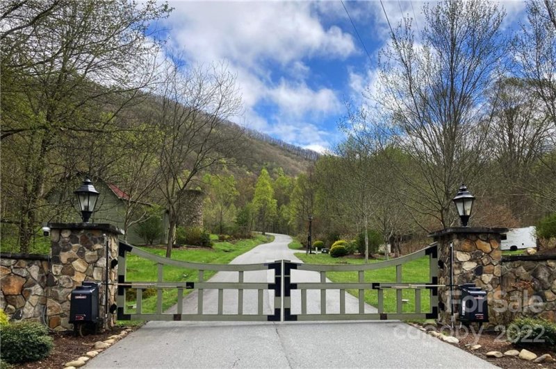 Property image 2 at 24 Mossy Rock Lane, Leicester, NC 28748