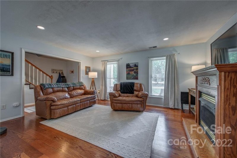 Property image 3 at 212 Armstrong Drive, Belmont, NC 28012