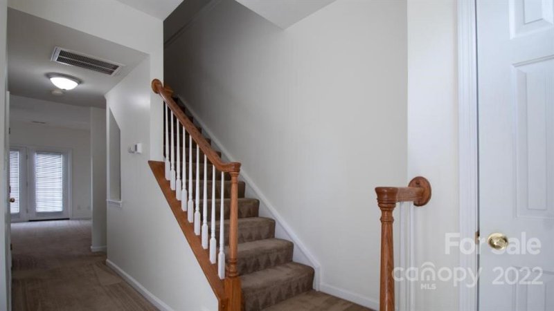 Property image 3 at 9751 Mallard Glen Drive, Charlotte, NC 28262