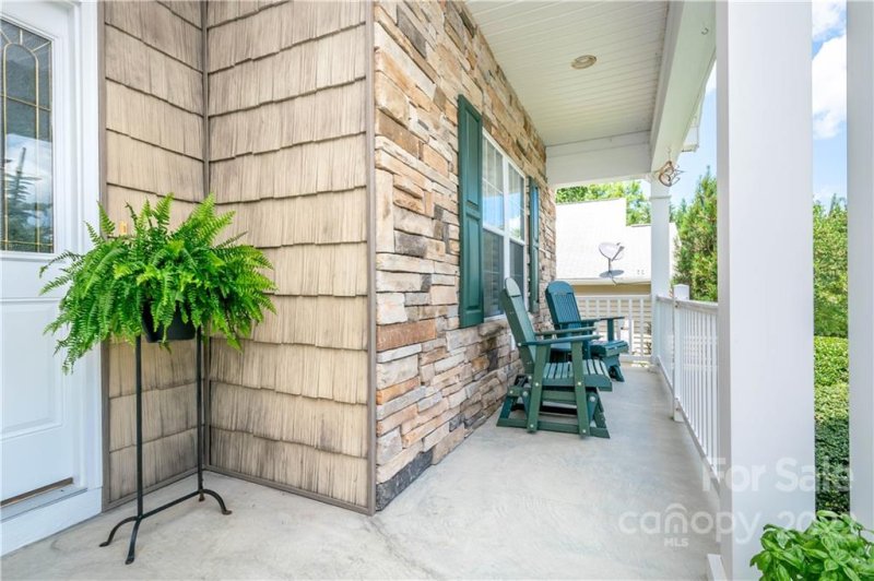 Property image 4 at 222 Shaws Creek Farm Road, Hendersonville, NC 28739