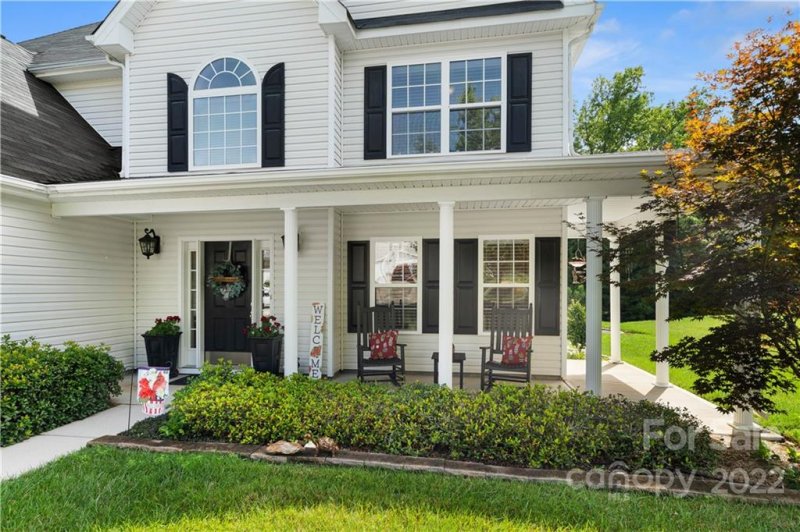 Property image 2 at 5204 Sunriver Road, Gastonia, NC 28054