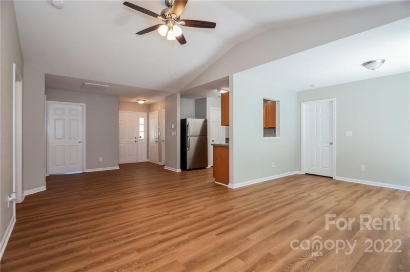 Property image 4 at 6840 Parkers Crossing Drive, Charlotte, NC 28215