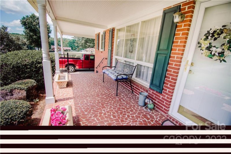 Property image 4 at 3147 E Nc 150 Highway, Lincolnton, NC 28092