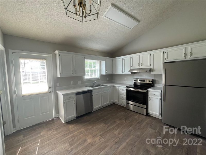 Property image 2 at 998 Braxton Drive, Concord, NC 28025