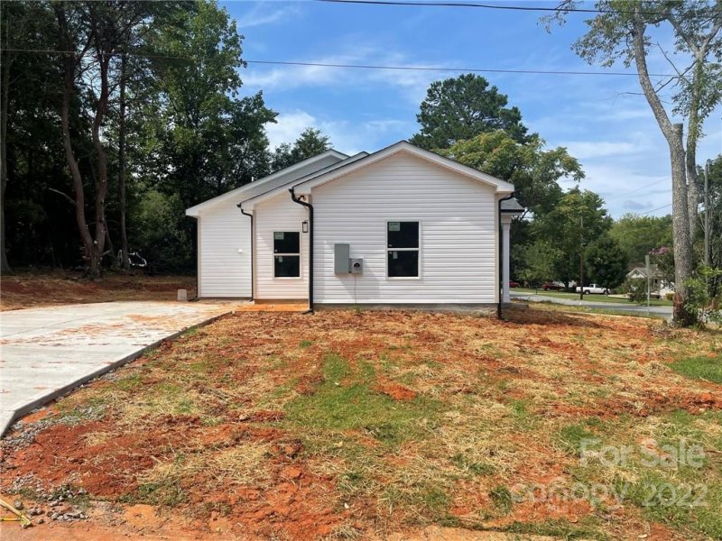 Property image 2 at 829 Cabaniss Drive, Shelby, NC 28150