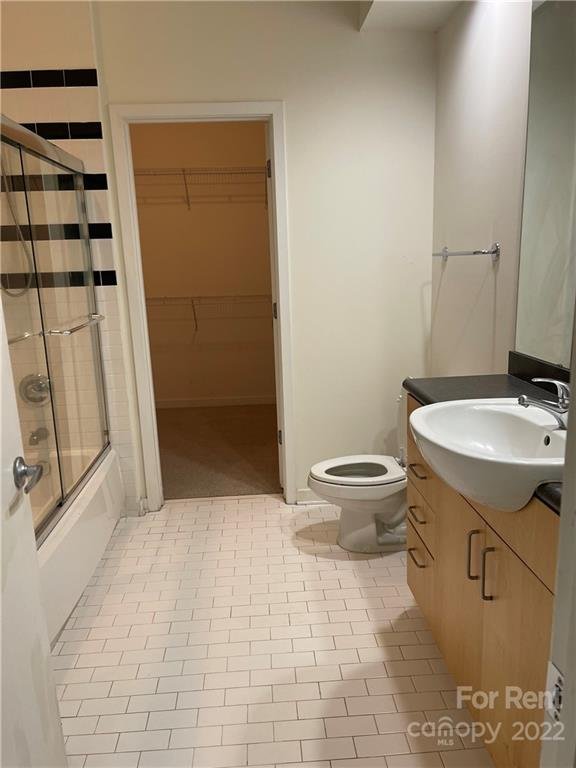 Property image 3 at 2125 Southend Drive, Charlotte, NC 28203