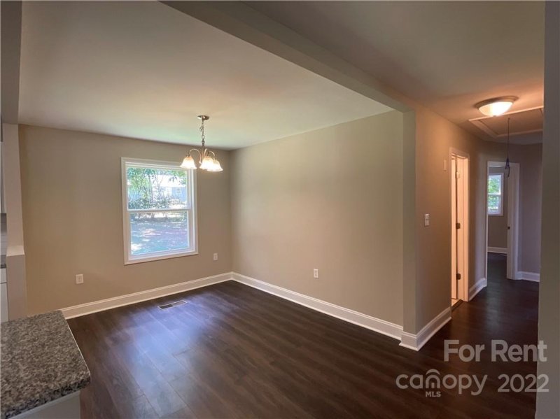 Property image 4 at 313 Newburg Lane, Matthews, NC 28105