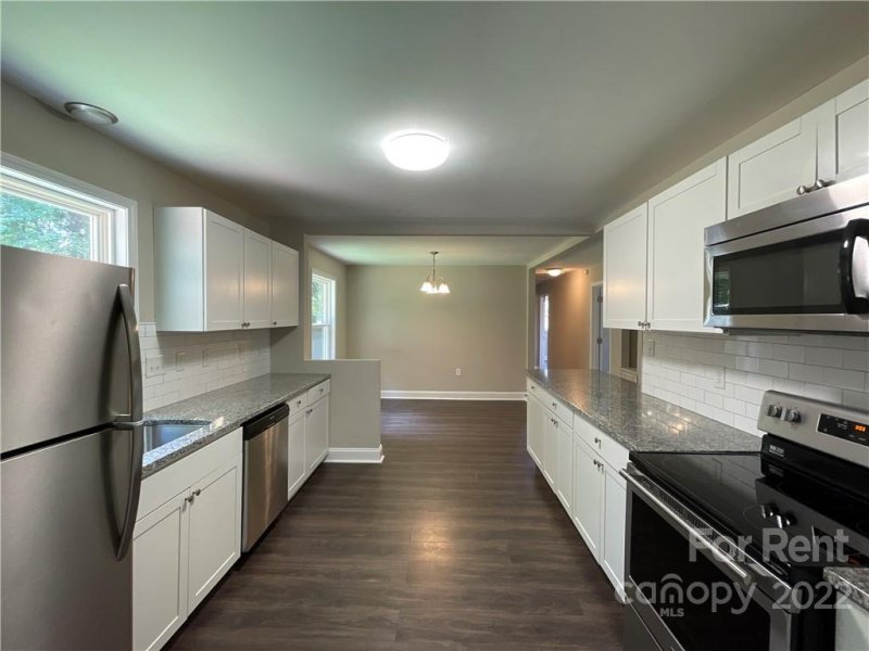 Property image 5 at 313 Newburg Lane, Matthews, NC 28105