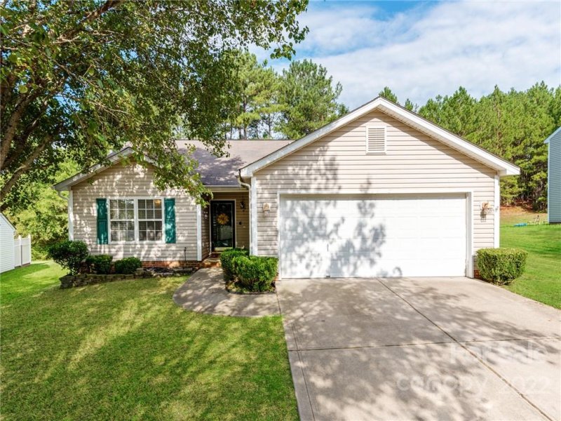 2556 Captains Watch Road