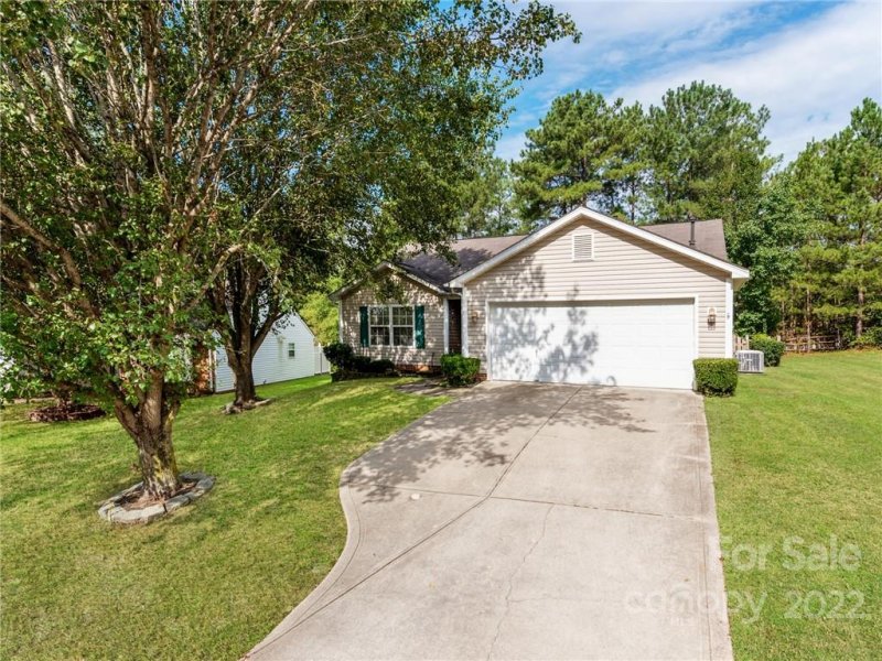 Property image 3 at 2556 Captains Watch Road, Kannapolis, NC 28083