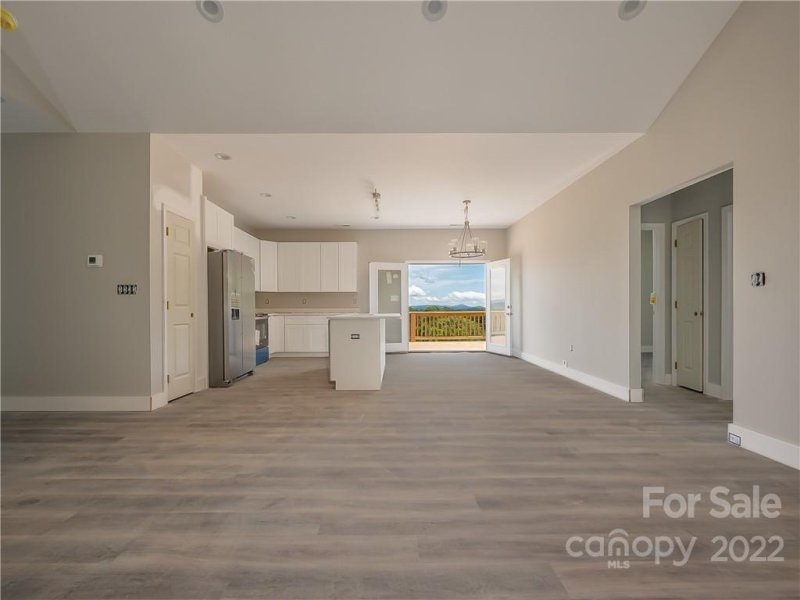 Property image 4 at 39 Hamilton Acres Drive, Hendersonville, NC 28791