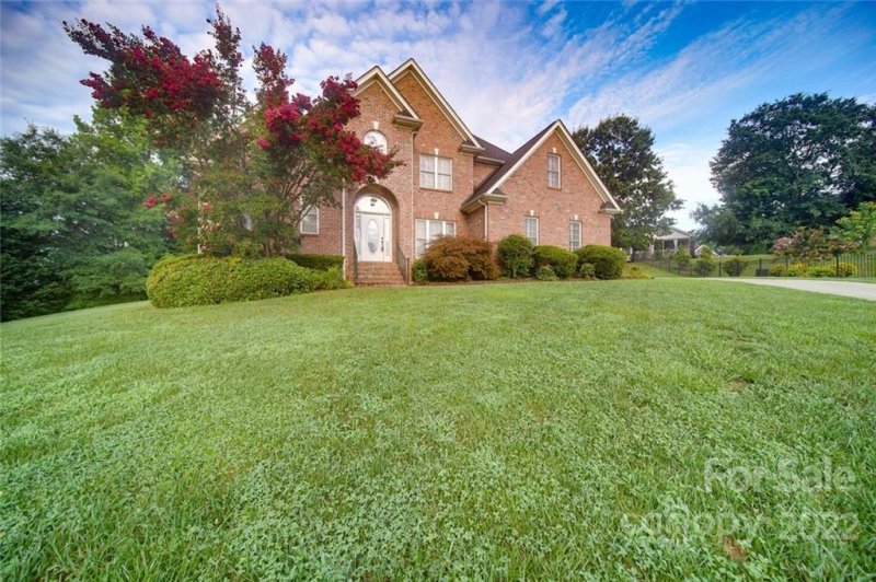 Property image 3 at 5172 Summerell Avenue, Gastonia, NC 28056