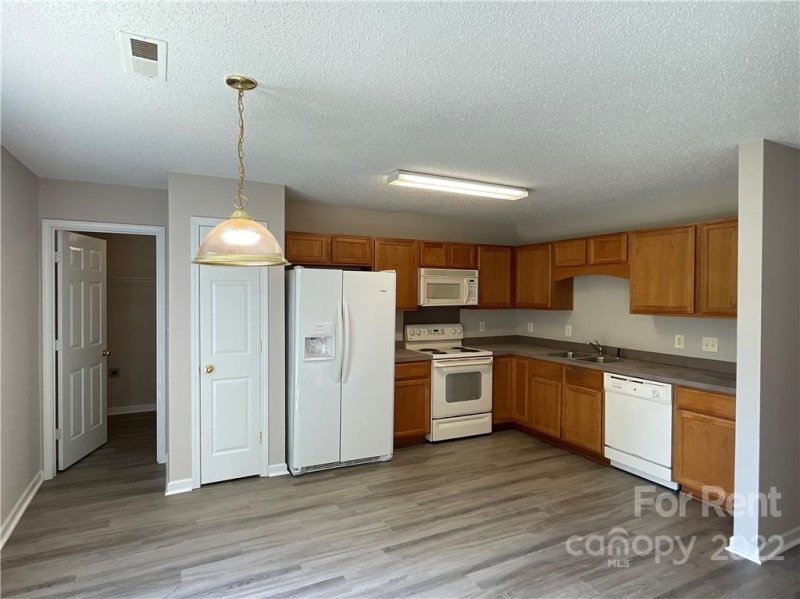 Property image 4 at 9602 Bradstreet Commons Way, Charlotte, NC 28215