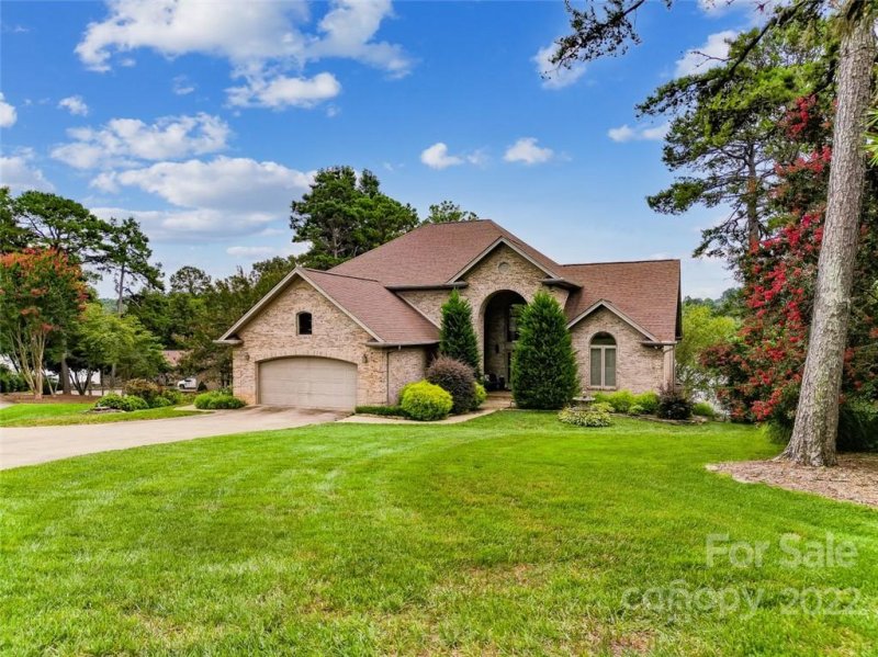 Property image 3 at 736 Wood Hollow Road, Taylorsville, NC 28681