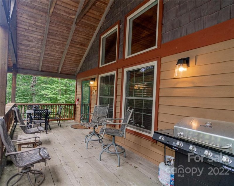Property image 3 at 135 Staghorn Hollow Road, Beech Mountain, NC 28604
