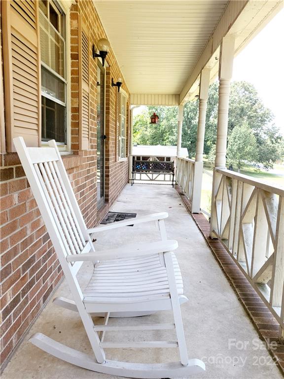 Property image 4 at 305 Plantation Drive, Kings Mountain, NC 28086