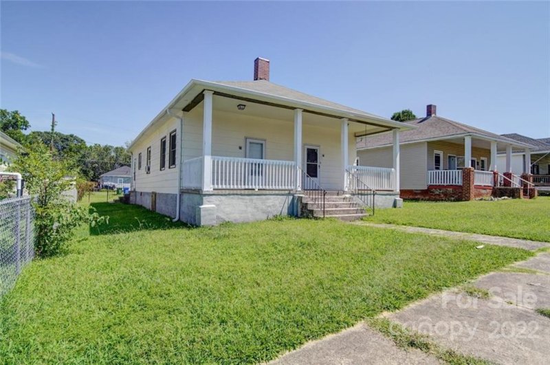 Property image 2 at 24 Maple Avenue, Gastonia, NC 28054