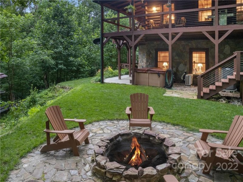 Property image 5 at 358 Davy Crockett Drive, Maggie Valley, NC 28751
