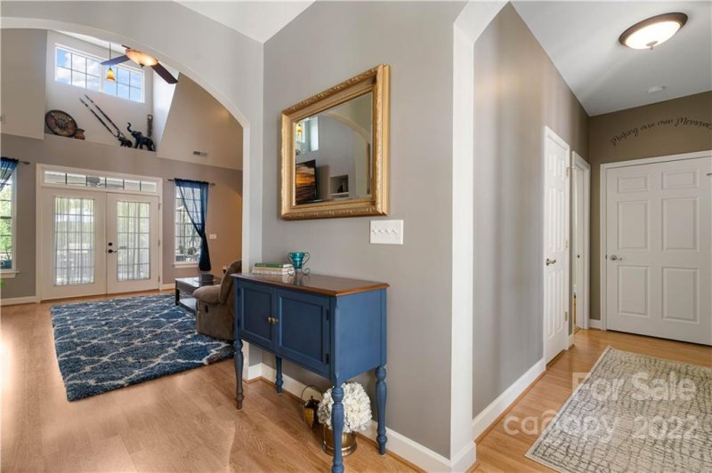 Property image 4 at 14807 Middlesborough Drive, Matthews, NC 28104