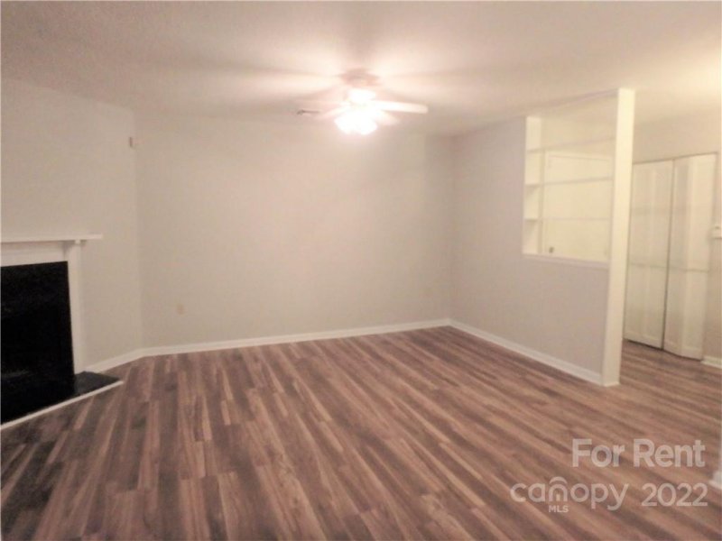 Property image 4 at 4823 Spring Lake Drive, Charlotte, NC 28212