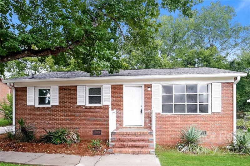 1767 King Drive