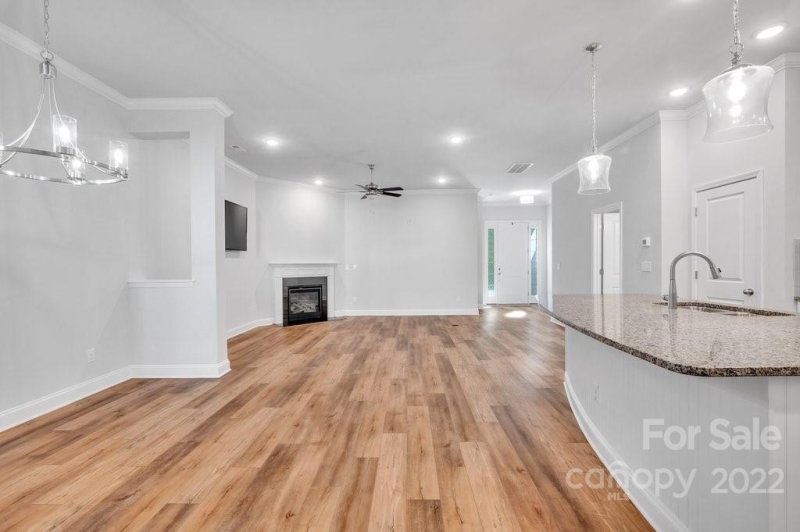 Property image 3 at 10018 Wayfair Meadow Court, Charlotte, NC 28277