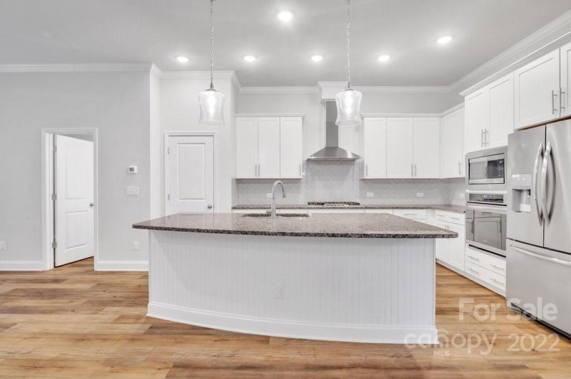 Property image 5 at 10018 Wayfair Meadow Court, Charlotte, NC 28277