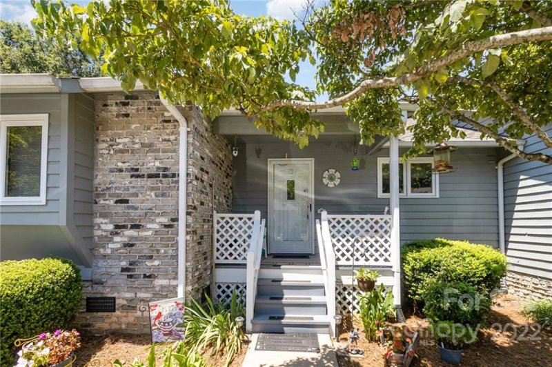 Property image 4 at 1402 Wellington Hills Circle, Salisbury, NC 28147